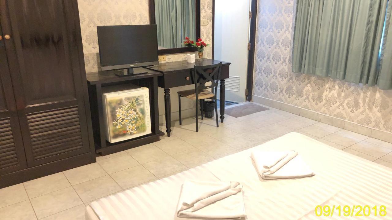 Sawasdee Mansion Hotel Patong Exterior foto