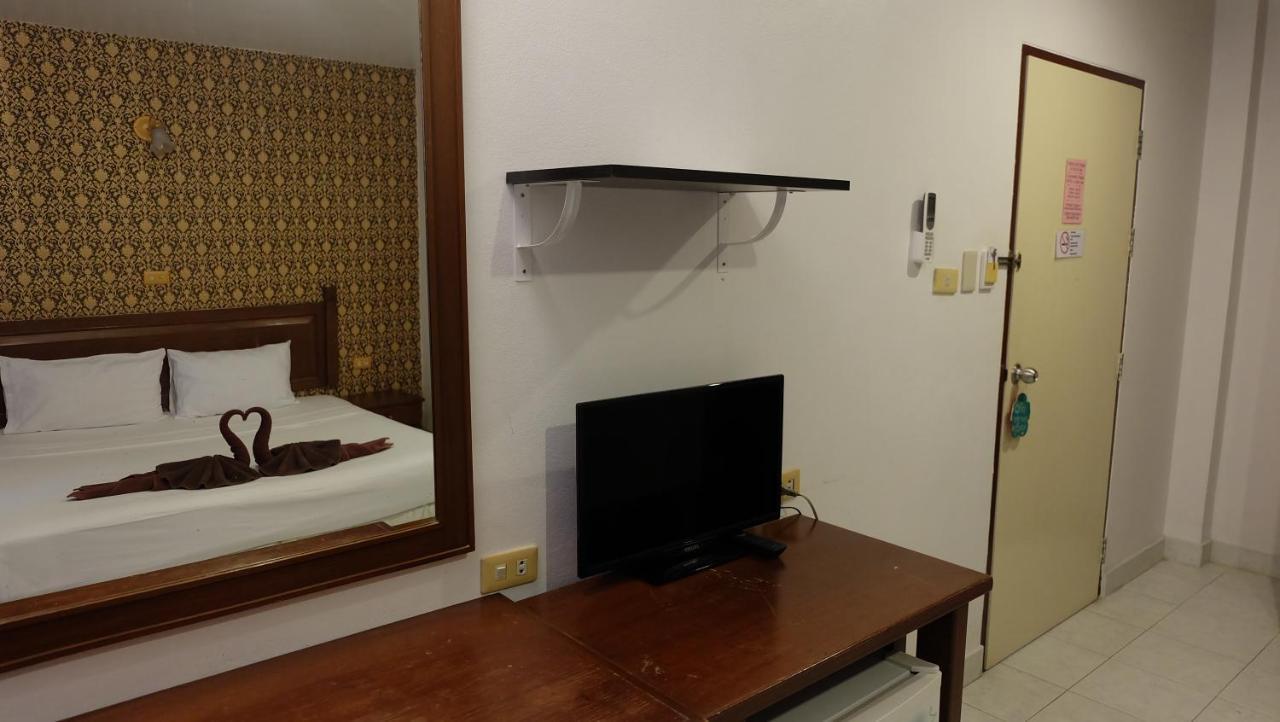 Sawasdee Mansion Hotel Patong Exterior foto